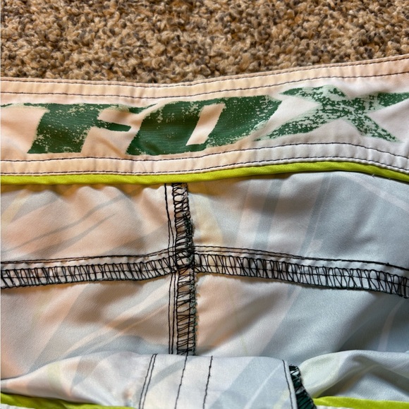 Fox Men's Dark and Light Green Board Shorts/Swim Trunks - Picture 2 of 7